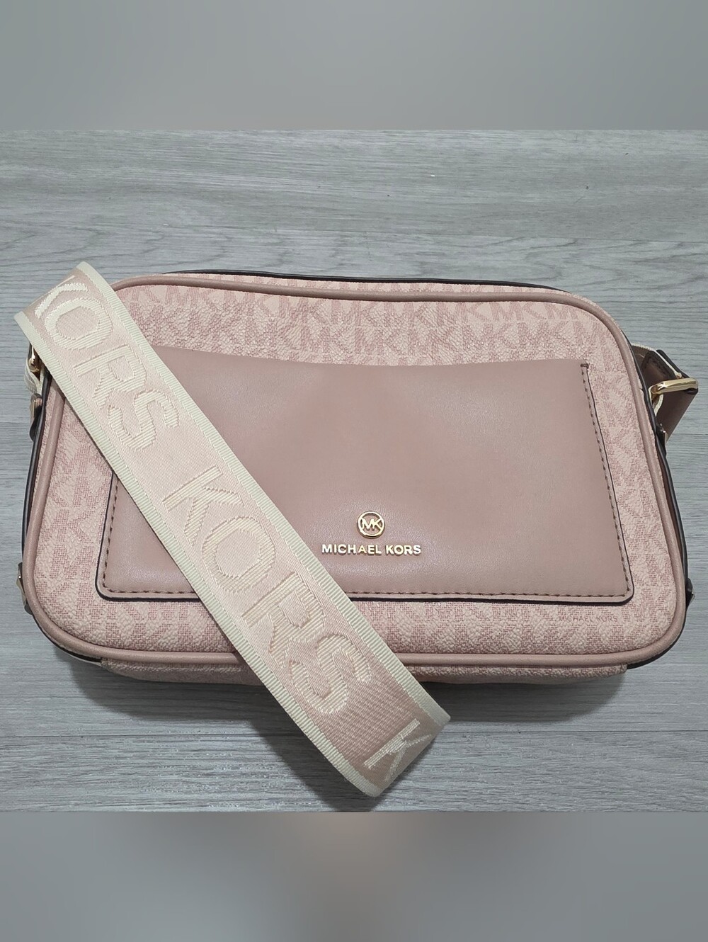 Michael Kors Jet Set Crossbody Logo Canvas - Blush EUC - Picture 5 of 9